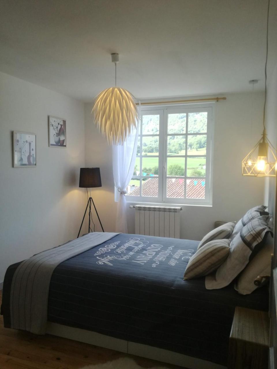 Briseteia Apartment Saint-Just-Ibarre Ngoại thất bức ảnh