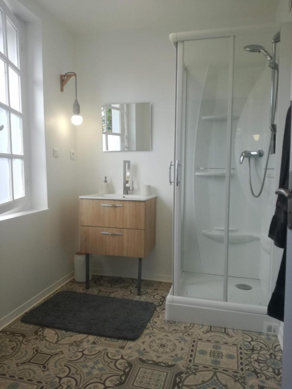 Briseteia Apartment Saint-Just-Ibarre Ngoại thất bức ảnh